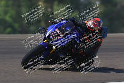 media/Sep-20-2025-TrackDaz (Sat) [[27f0cde673]]/B Group/1120am (Turn 2)/